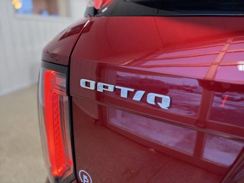 Used 2025 Cadillac Optiq Luxury 1 w/ LPO, Floor Liner Package image 43