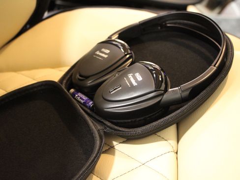 Used 2023 Mercedes-Benz Sprinter 3500 image 43