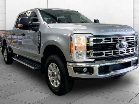 Used 2023 Ford F250 XLT AWD/4WD image 1