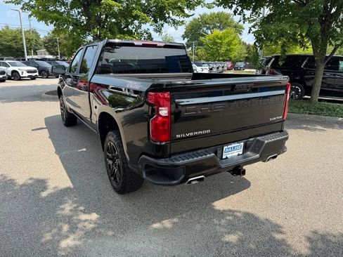 Used 2024 Chevrolet Silverado 1500 Custom Trail Boss AWD/4WD image 3