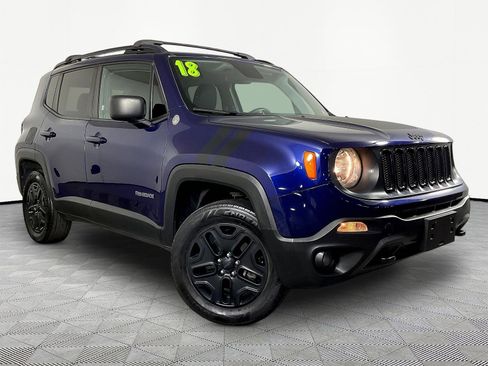 Used 2018 Jeep Renegade Sport w/ Power & Air Group AWD/4WD image 3