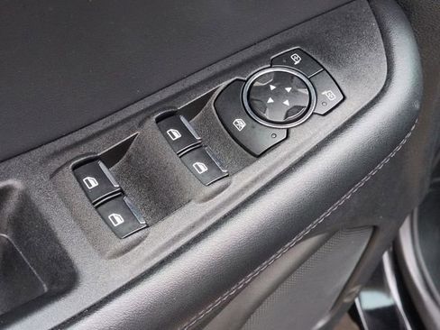 Used 2024 Ford Edge SEL image 15