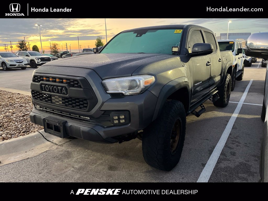 Used 2021 Toyota Tacoma TRD Off-Road w/ Technology Package AWD/4WD image 1