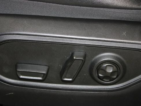 Used 2024 Jeep Grand Cherokee Altitude AWD/4WD image 17