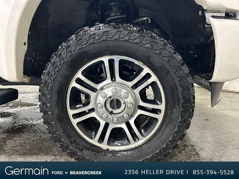 Used 2015 Ford F250 Platinum w/ Platinum Package image 12