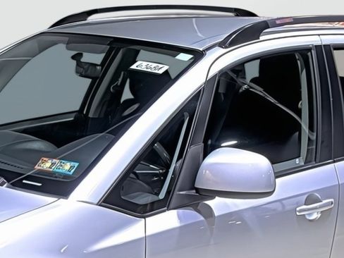 Used 2011 Suzuki SX4 AWD Hatchback image 8