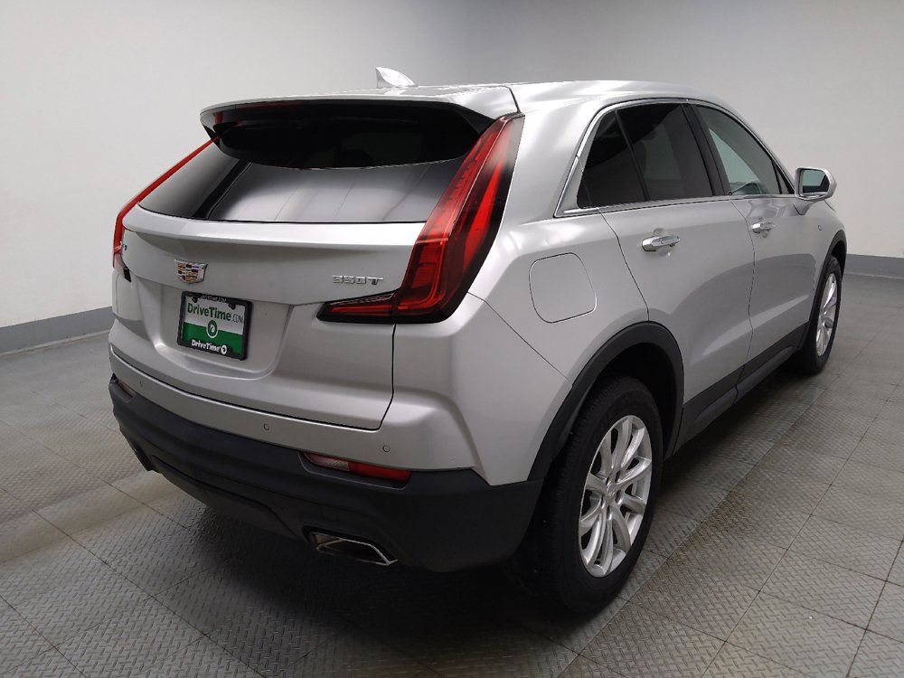 Used 2020 Cadillac XT4 Luxury w/ Cold Weather Package FWD image 9