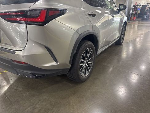 Used 2024 Lexus NX 250 FWD image 7