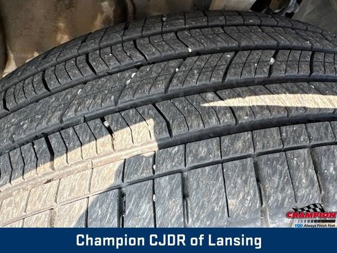 Used 2024 Jeep Grand Cherokee L Laredo w/ Luxury Tech Group I AWD/4WD image 40