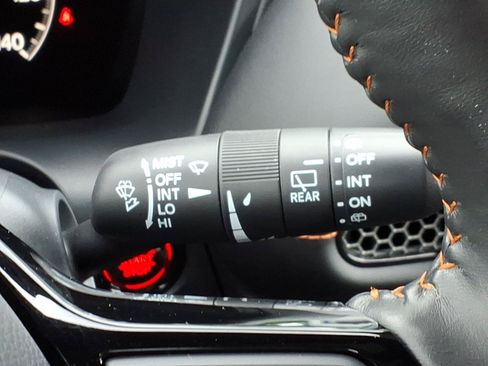 Used 2024 Honda HR-V Sport image 27