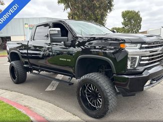 Used 2022 Chevrolet Silverado 2500 High Country w/ Z71 Off-Road Package AWD/4WD video 2