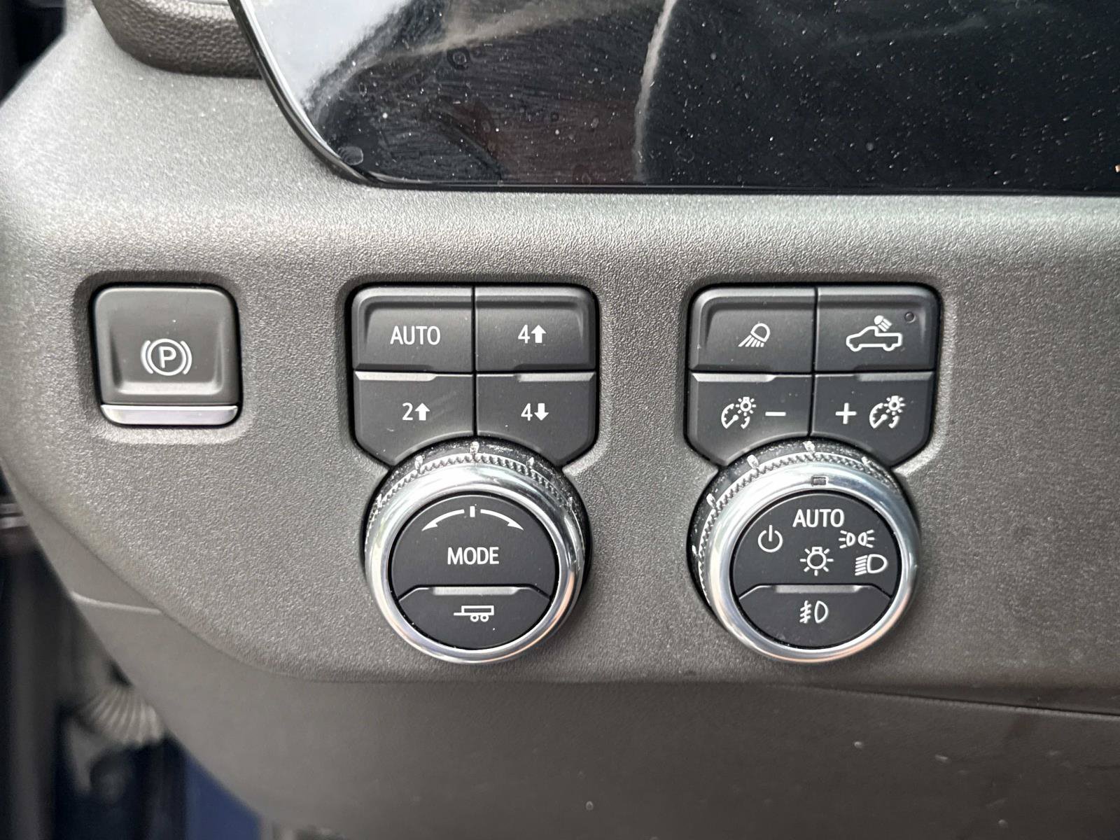 Used 2023 GMC Sierra 1500 SLT w/ SLT Premium Package AWD/4WD image 29