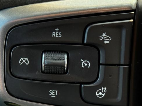 Used 2024 Chevrolet Silverado 1500 LT Trail Boss w/ Convenience Package II AWD/4WD image 21