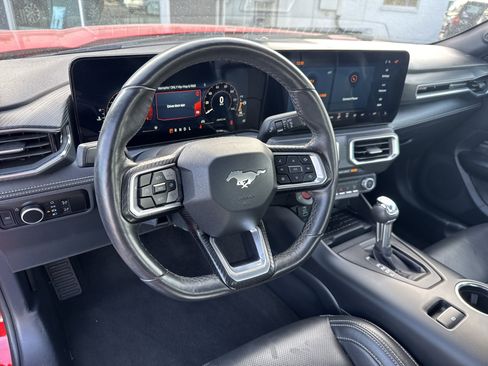 Used 2024 Ford Mustang Premium image 12