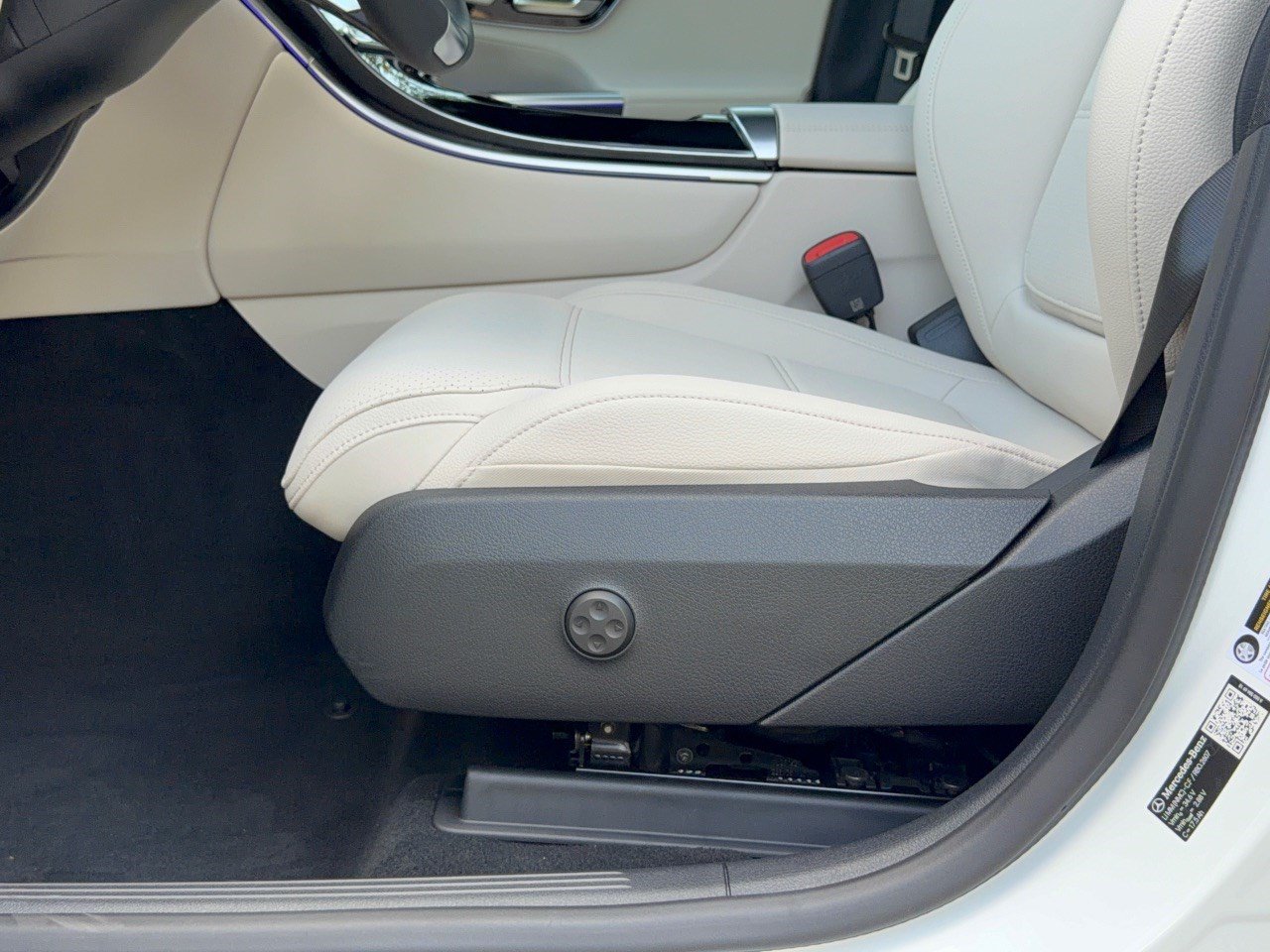 Used 2027 Mercedes-Benz GLC 300 image 16