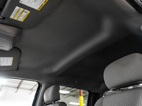 Used 2017 Ford F250 XLT w/ XLT Value Package AWD/4WD image 36