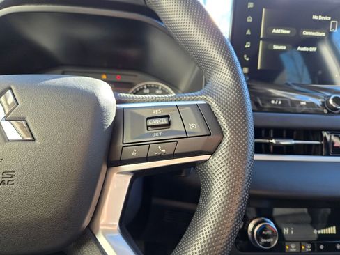 New 2026 Mitsubishi Outlander ES image 26