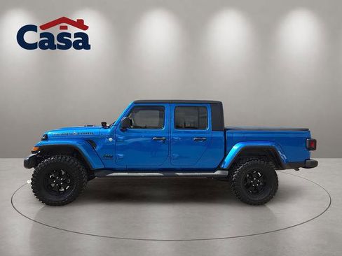 Used 2021 Jeep Gladiator Sport AWD/4WD image 3