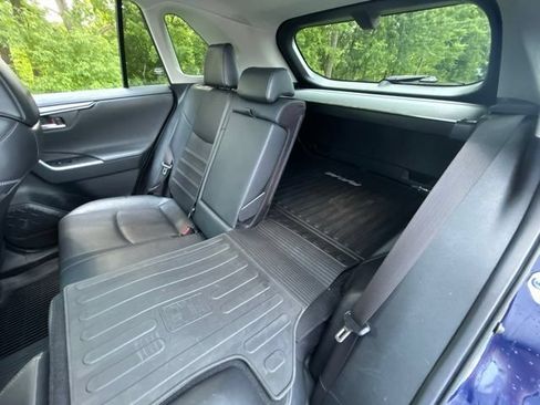 Used 2019 Toyota RAV4 Limited w/ Advanced Technology Package AWD/4WD image 30