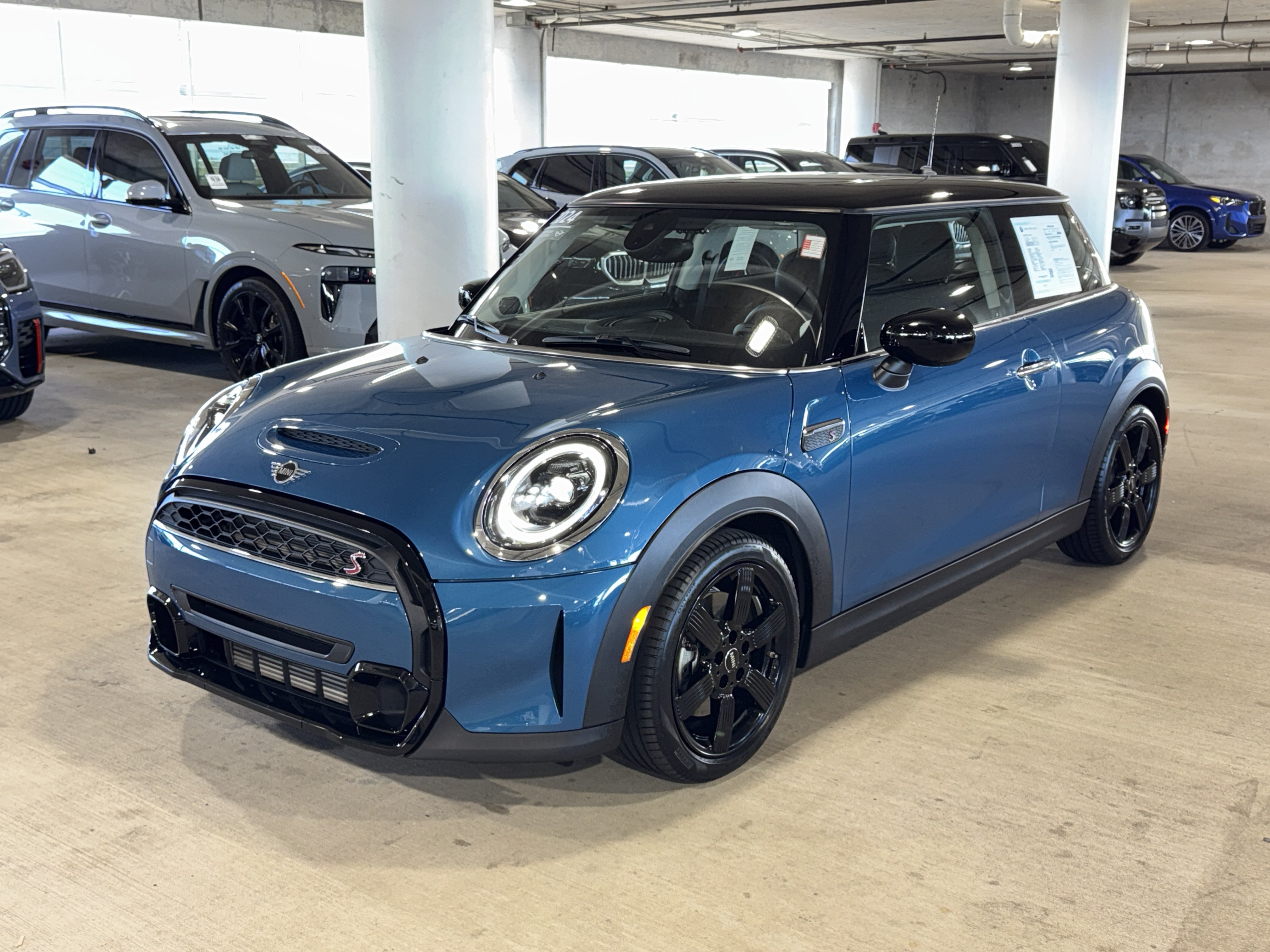 Used 2024 MINI Cooper S FWD image 3