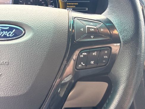 Used 2018 Ford Explorer XLT w/ Equipment Group 202A image 21