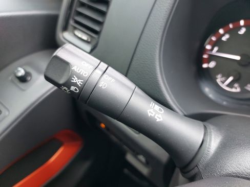 Used 2022 Nissan Frontier Pro-X image 26