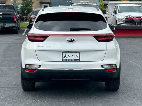 Used 2022 Kia Sportage LX AWD/4WD image 5
