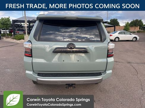 Used 2022 Toyota 4Runner TRD Off-Road Premium AWD/4WD image 6