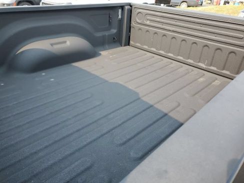 Used 2025 RAM 2500 Big Horn AWD/4WD image 10