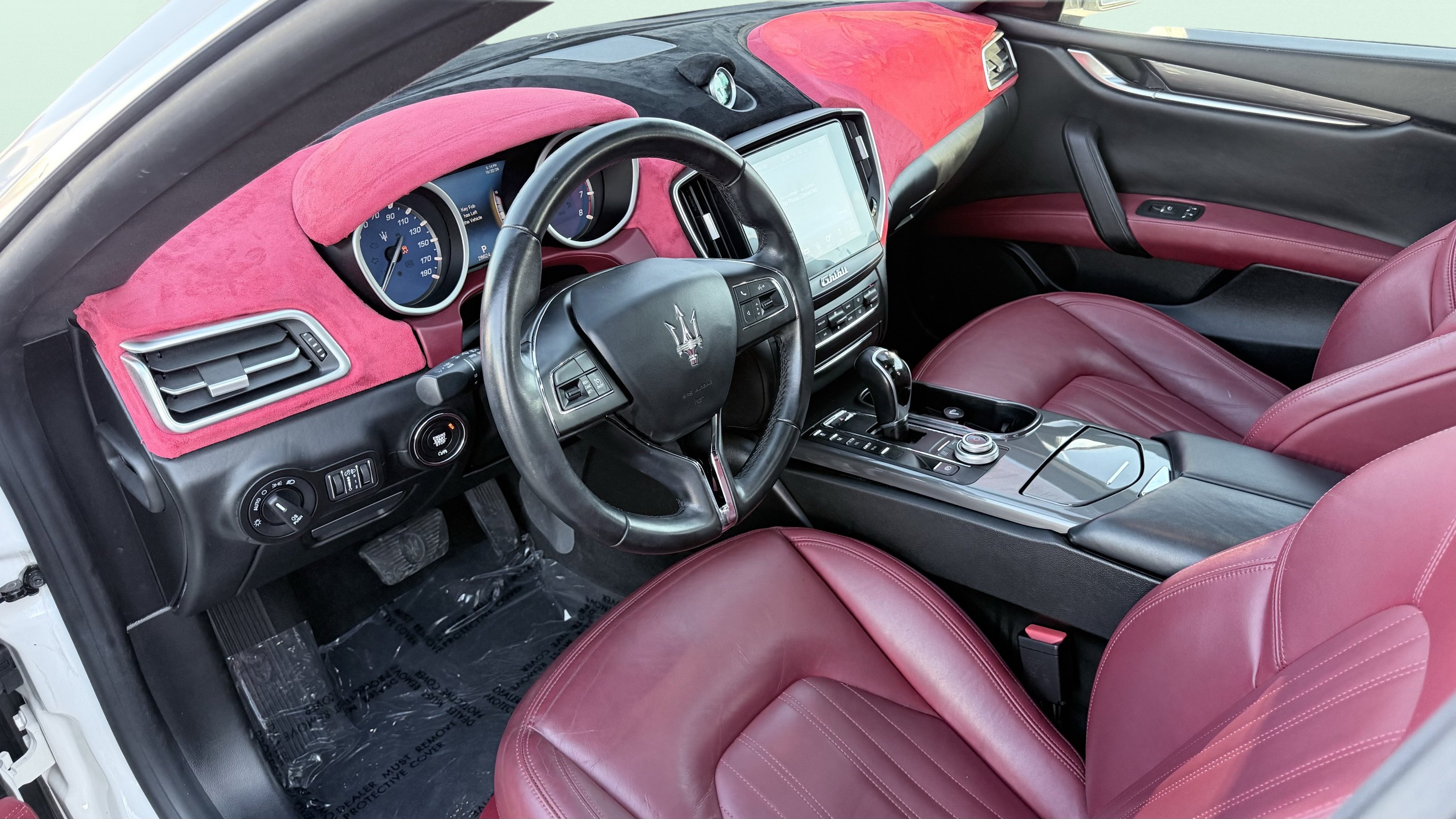 Used 2018 Maserati Ghibli RWD image 17