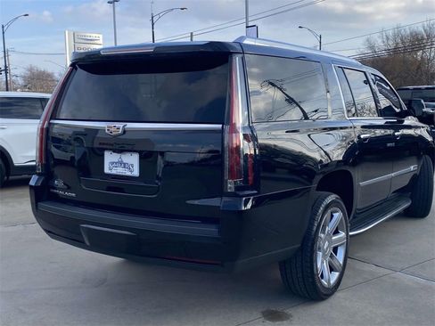 Used 2020 Cadillac Escalade ESV Luxury image 42