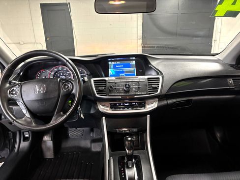 Used 2014 Honda Accord Sport image 13
