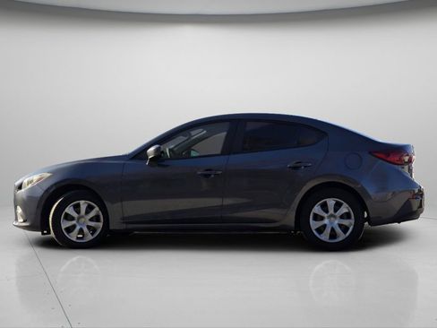 Used 2016 MAZDA MAZDA3 i Sport image 16