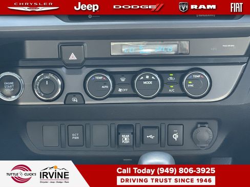 Used 2023 Toyota Tacoma TRD Off-Road image 13
