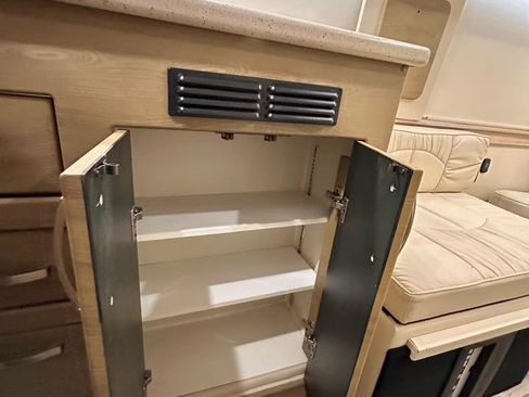 Used 2020 Mercedes-Benz Sprinter 3500 w/ Windows All Around Package image 62