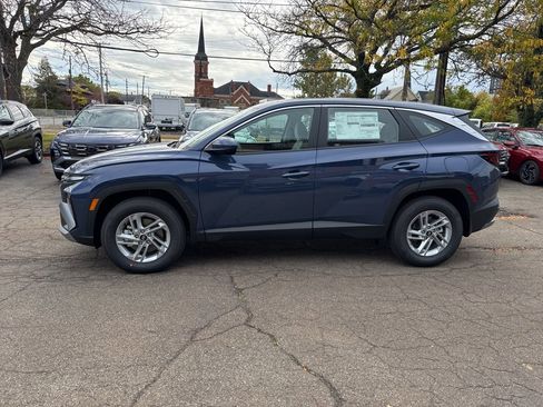 New 2026 Hyundai Tucson SE image 4