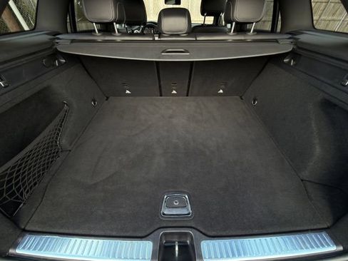Used 2022 Mercedes-Benz GLC 300 image 29