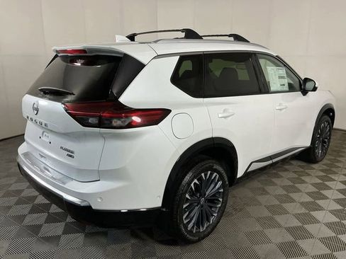 New 2026 Nissan Rogue Platinum w/ Platinum Premium Package image 7