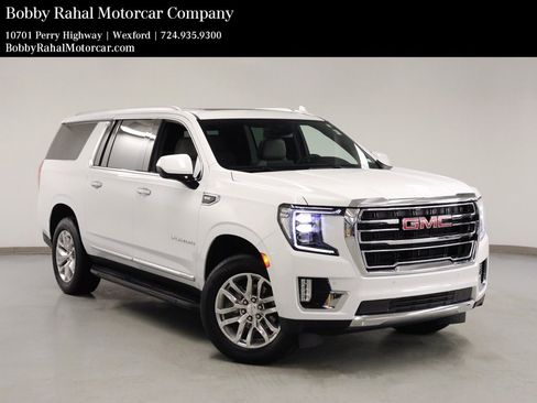 Used 2023 GMC Yukon XL SLT image 1