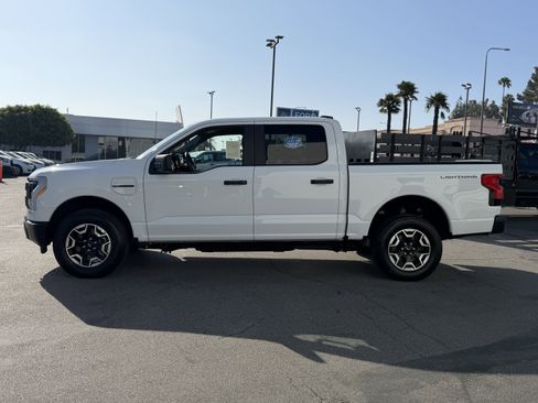Certified 2023 Ford F150 Lightning Pro AWD/4WD image 4
