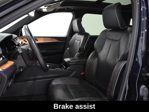 Used 2023 Jeep Grand Cherokee L Summit AWD/4WD image 24