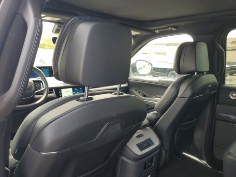 New 2025 Lincoln Navigator L Reserve w/ Jet Appearance Package AWD/4WD image 28