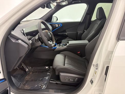 New 2026 BMW X3 xDrive30 w/ Premium Package AWD/4WD image 5