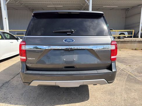 Used 2021 Ford Expedition Max XLT image 5