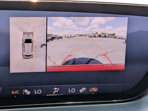 Used 2025 Buick Envision Preferred AWD/4WD image 25