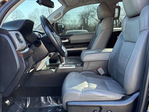 Used 2019 Toyota Tundra Limited w/ Limited Premium Package image 14