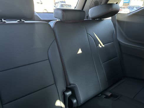 New 2026 Chevrolet Traverse RS w/ LPO, Floor Liner Package image 20