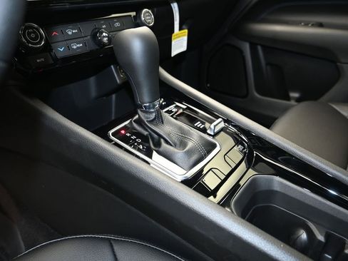 New 2026 Jeep Compass Latitude image 20