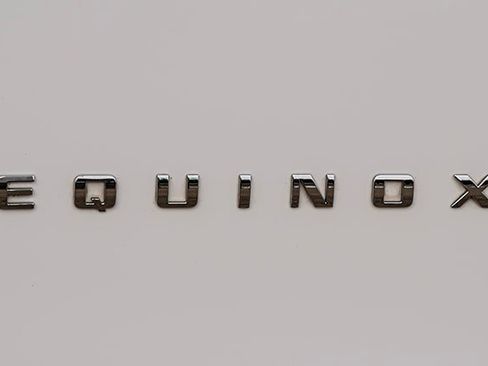 Used 2021 Chevrolet Equinox LT image 17