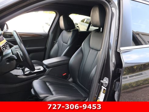 Used 2023 BMW X4 xDrive30i w/ Parking Assistance Package AWD/4WD image 2